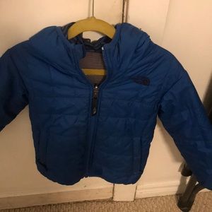 North face reversible light puffy jacket hood 3T